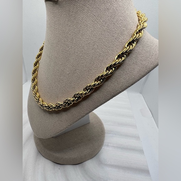 Necklace Twisted Rope Chain Style Simple Style Solid Steel 18K Gold - Picture 6 of 8